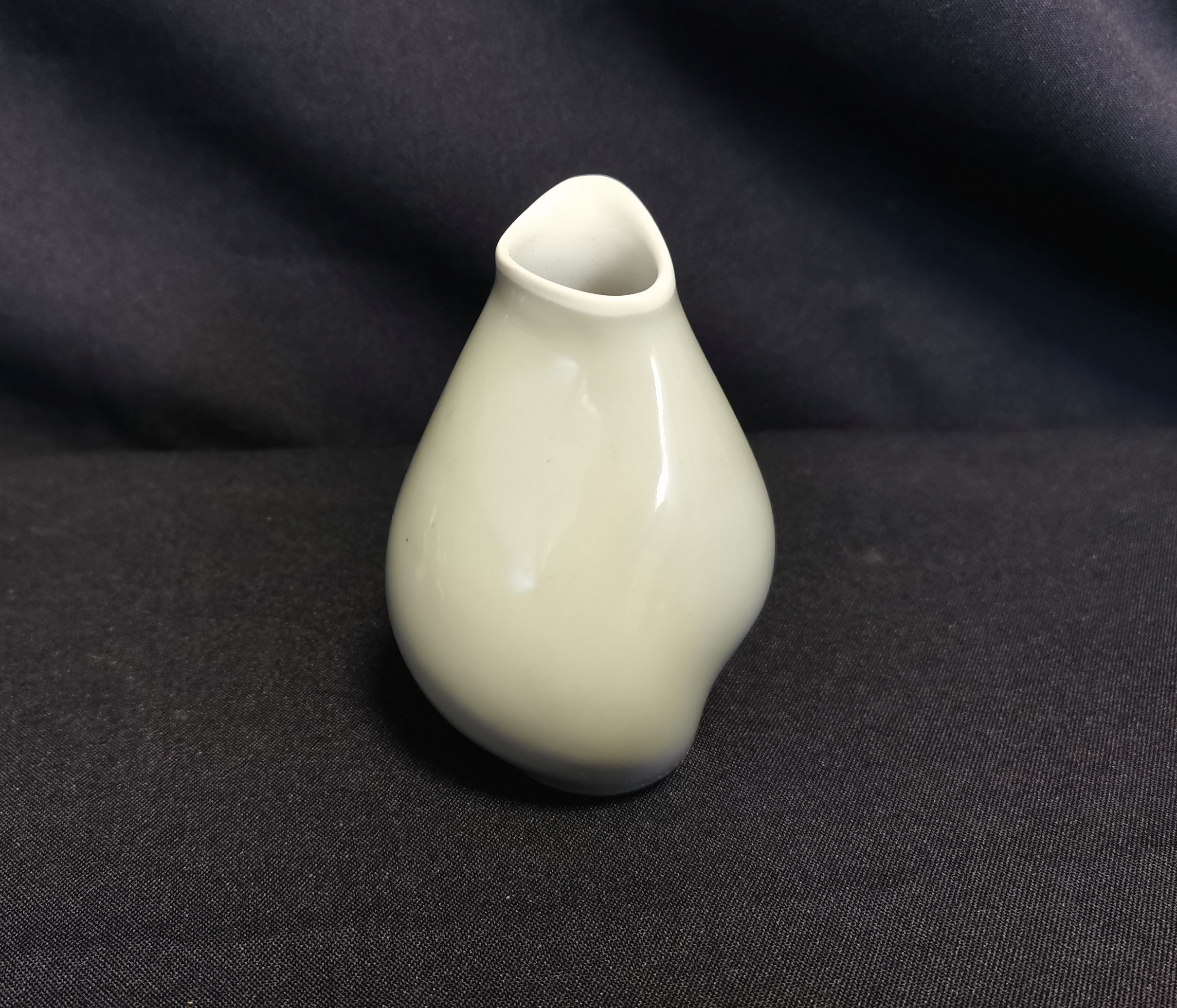 ROSENTHAL VASE - Image 3 of 4