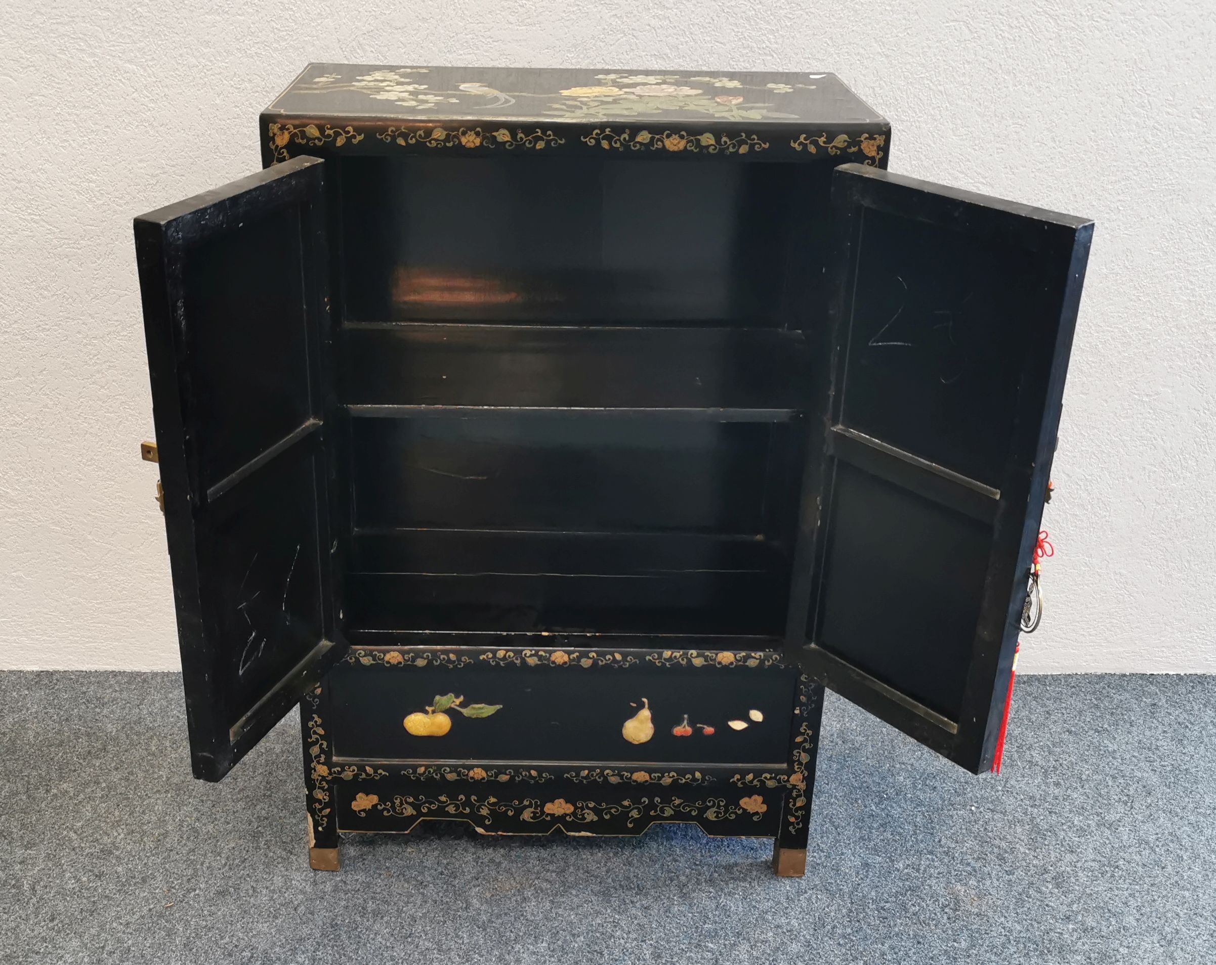 CHINOISE LACQUER CABINET - Image 4 of 4