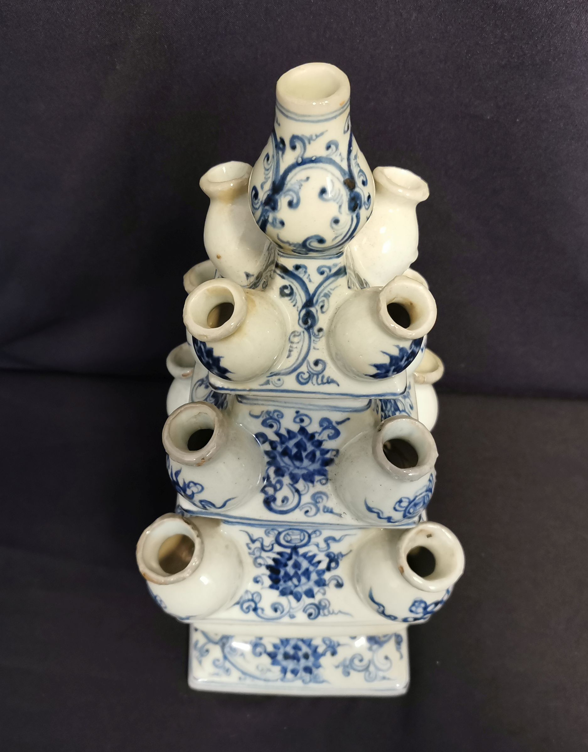 CHINESE TULIP VASE - Image 4 of 6