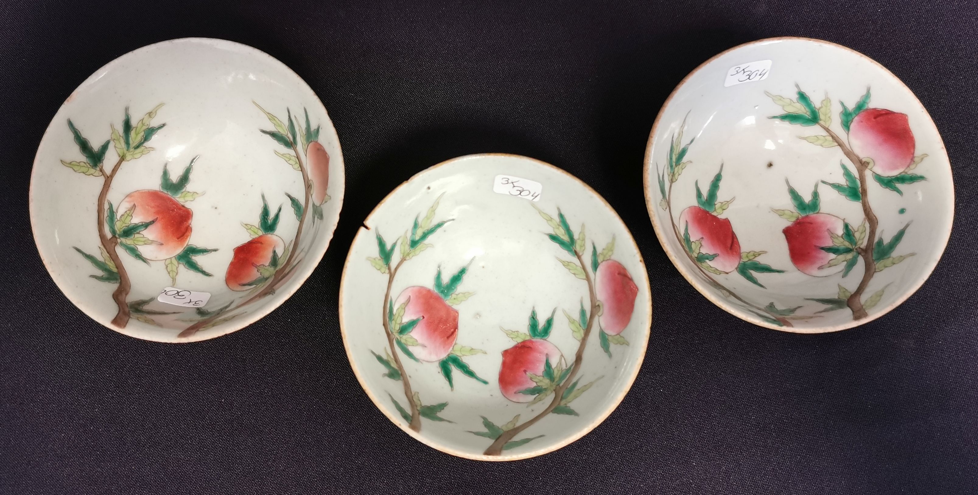 3 TEA BOWLS WITH PEACHES - Image 4 of 5