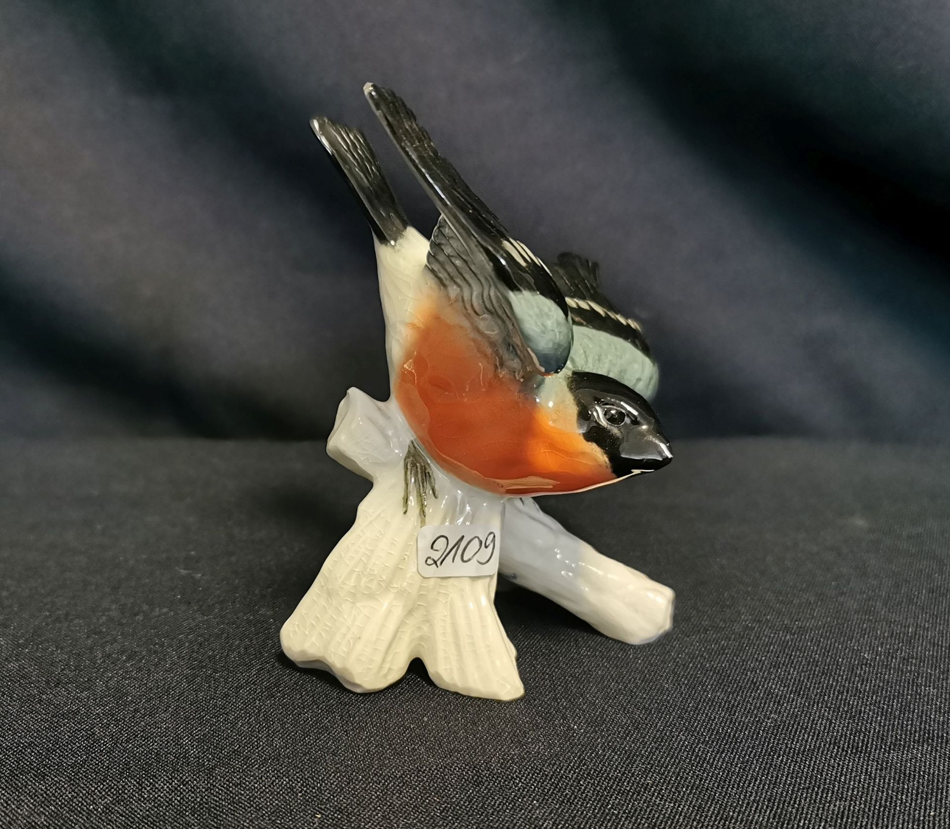 PORCELAIN FIGURE "BULLFINCH"