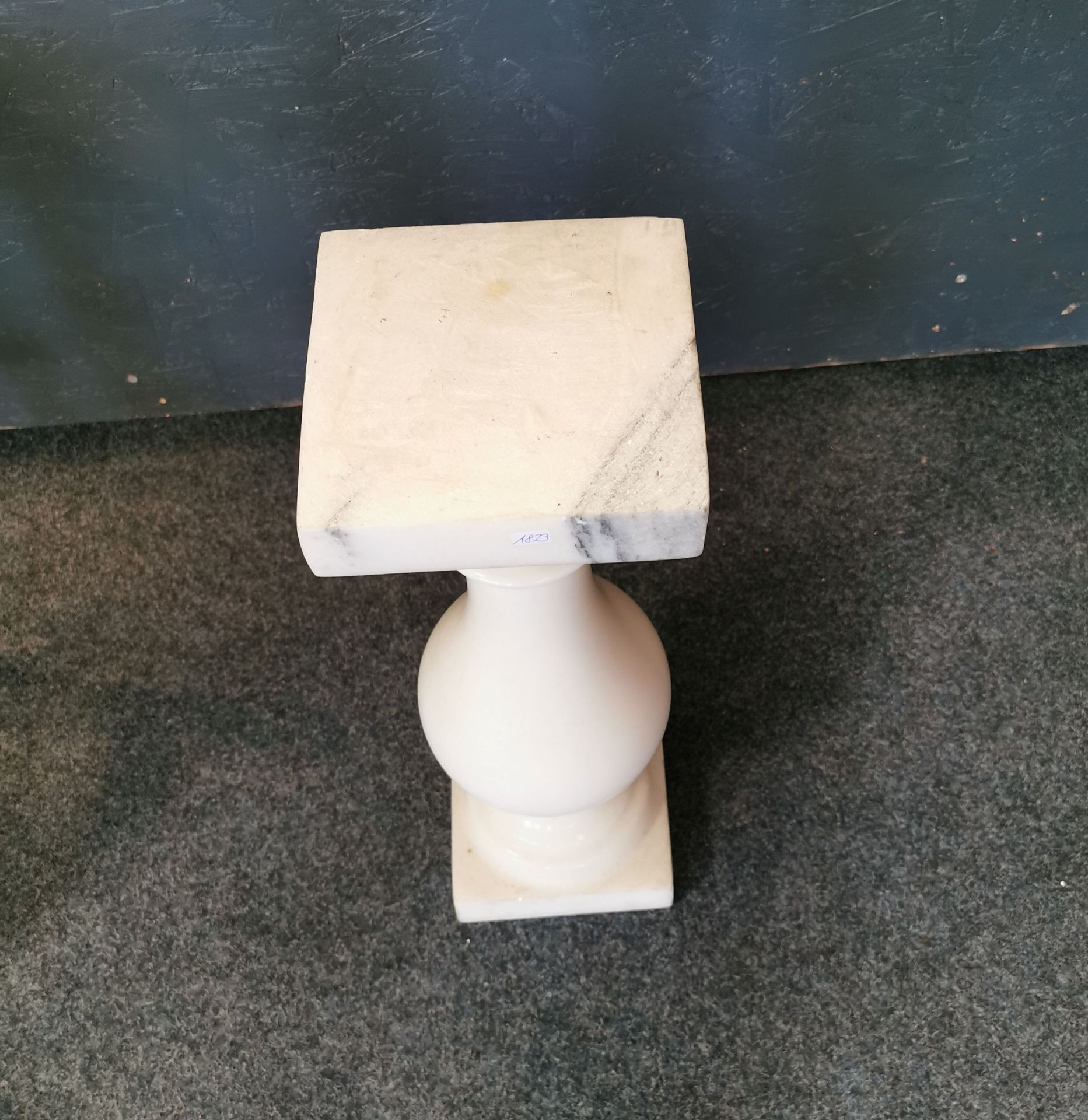 MARBLE PEDESTAL / FLOWER STAND - Image 2 of 2