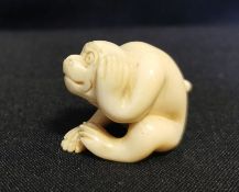 NETSUKE "AFFE"