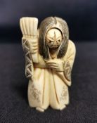 NETSUKE "GEISHA / LEBENSALTER"