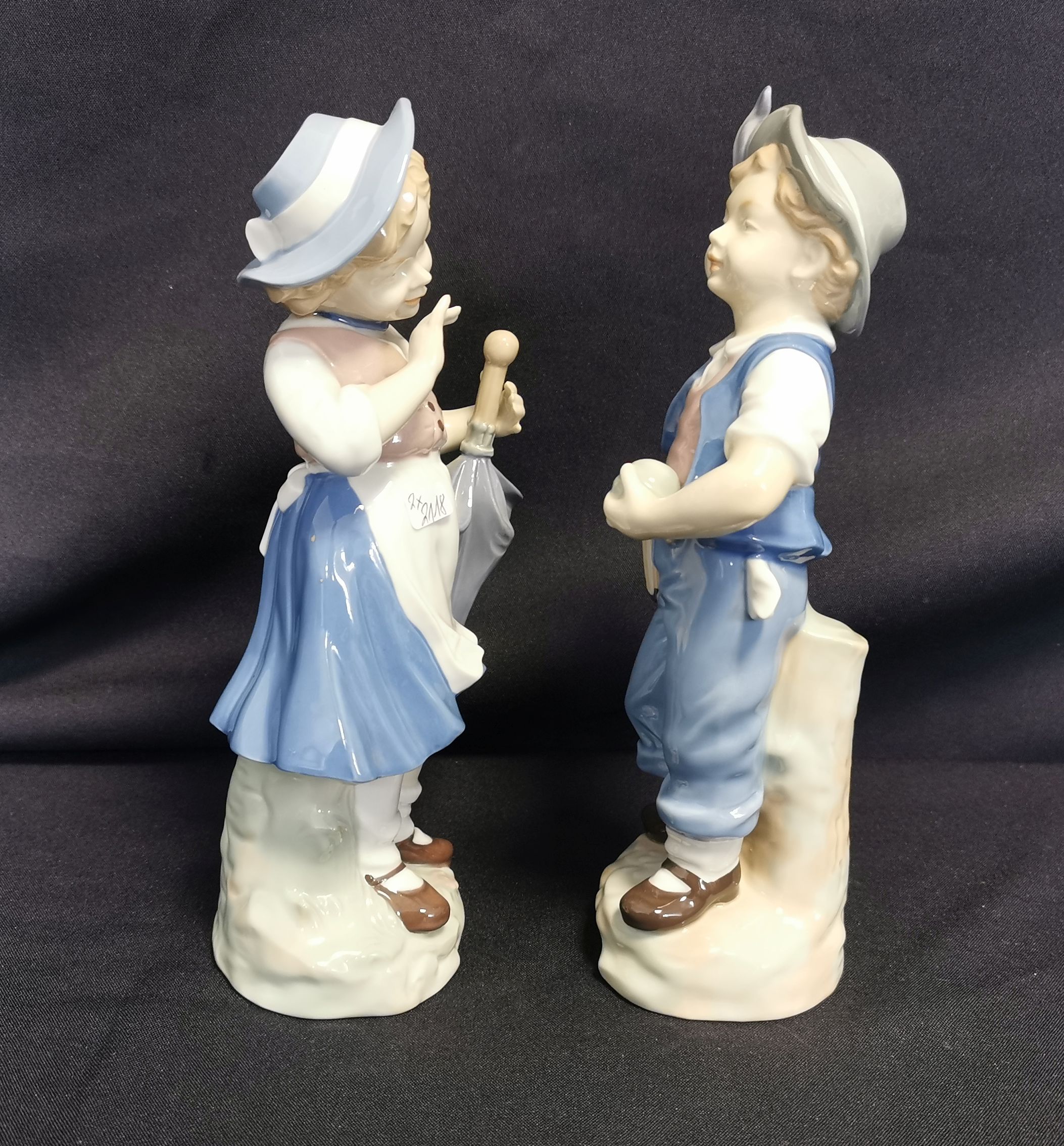 PORCELAIN FIGURES  - Image 2 of 5