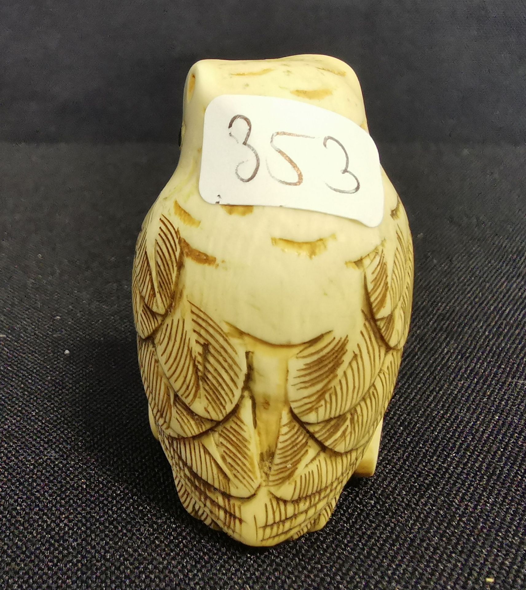 NETSUKE: EULE - Bild 3 aus 4