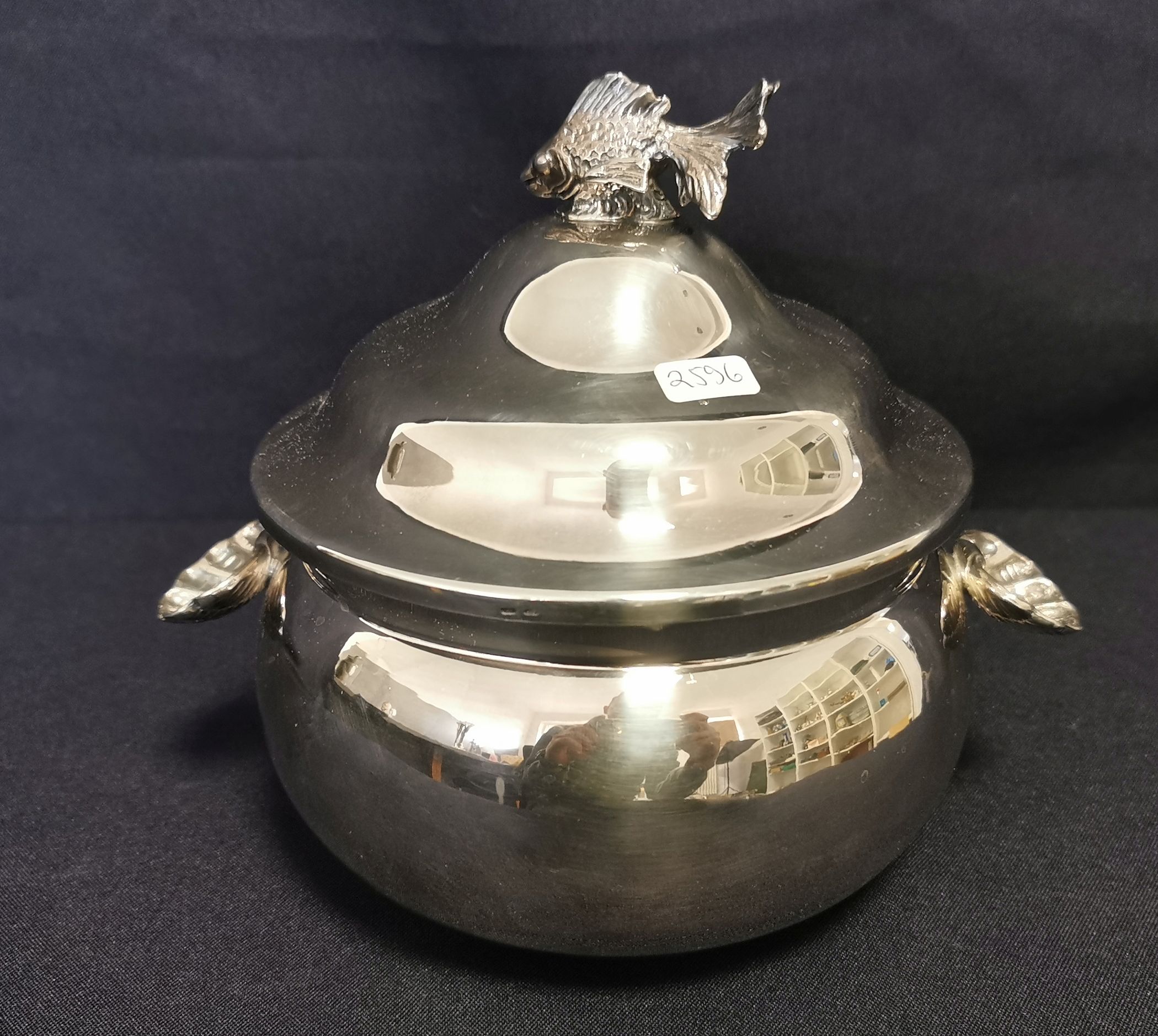 SMALL SILVER TUREEN