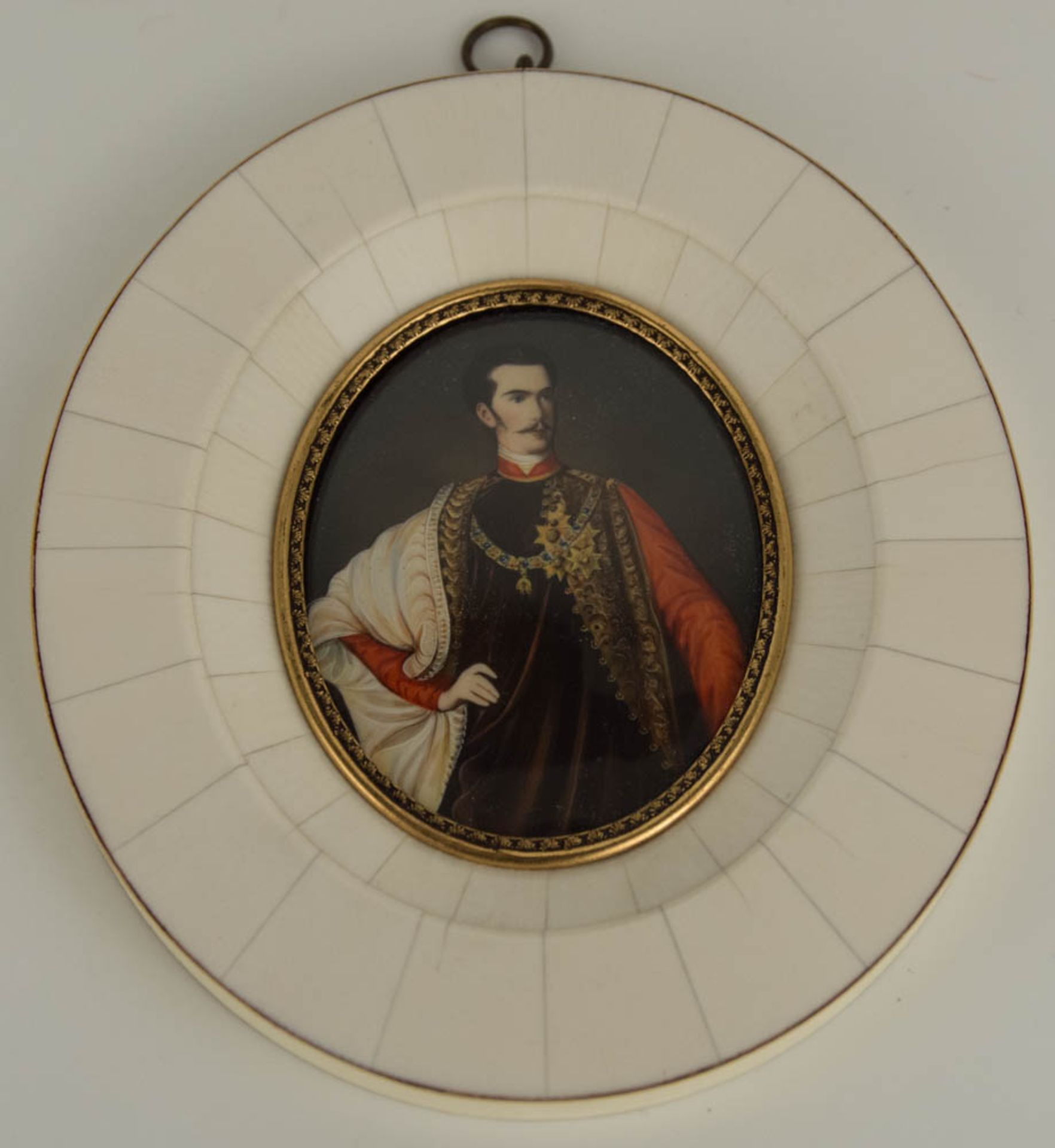 Zwei ovale Portraits von Franz Joseph I. und Elisabeth von Österreich, Lupenmalerei auf Elfenbein, 2 - Bild 2 aus 8