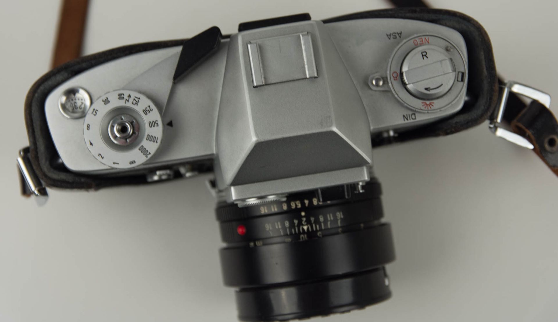 Konvolut dreier Kameras, Leicaflex, Leica AF-C1 und Rollei 35 SE. - Bild 7 aus 7