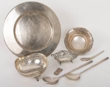 Konvolut von schönen Zierobjekten, Silber und Versilbertes, ua. 800er Silber.