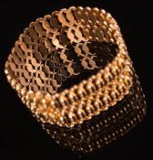 Mehrreihiges Armband aus feinen Gliedern, 750er Gelbgold.