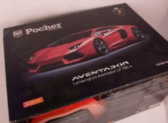 Pocher Lamborghini Aventador LP-700-4, 1:8, Modellbausatz.