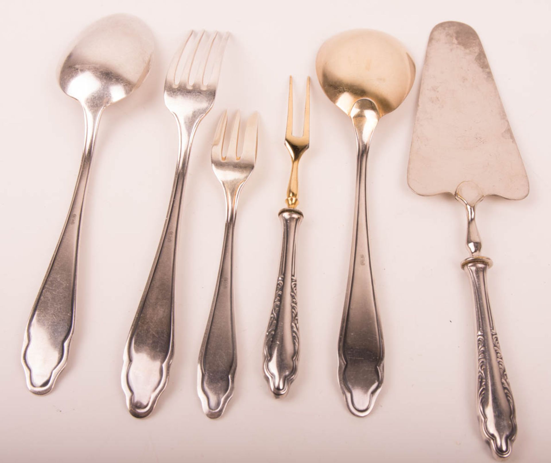 Convolute of silver plated cutlery. - Image 10 of 13