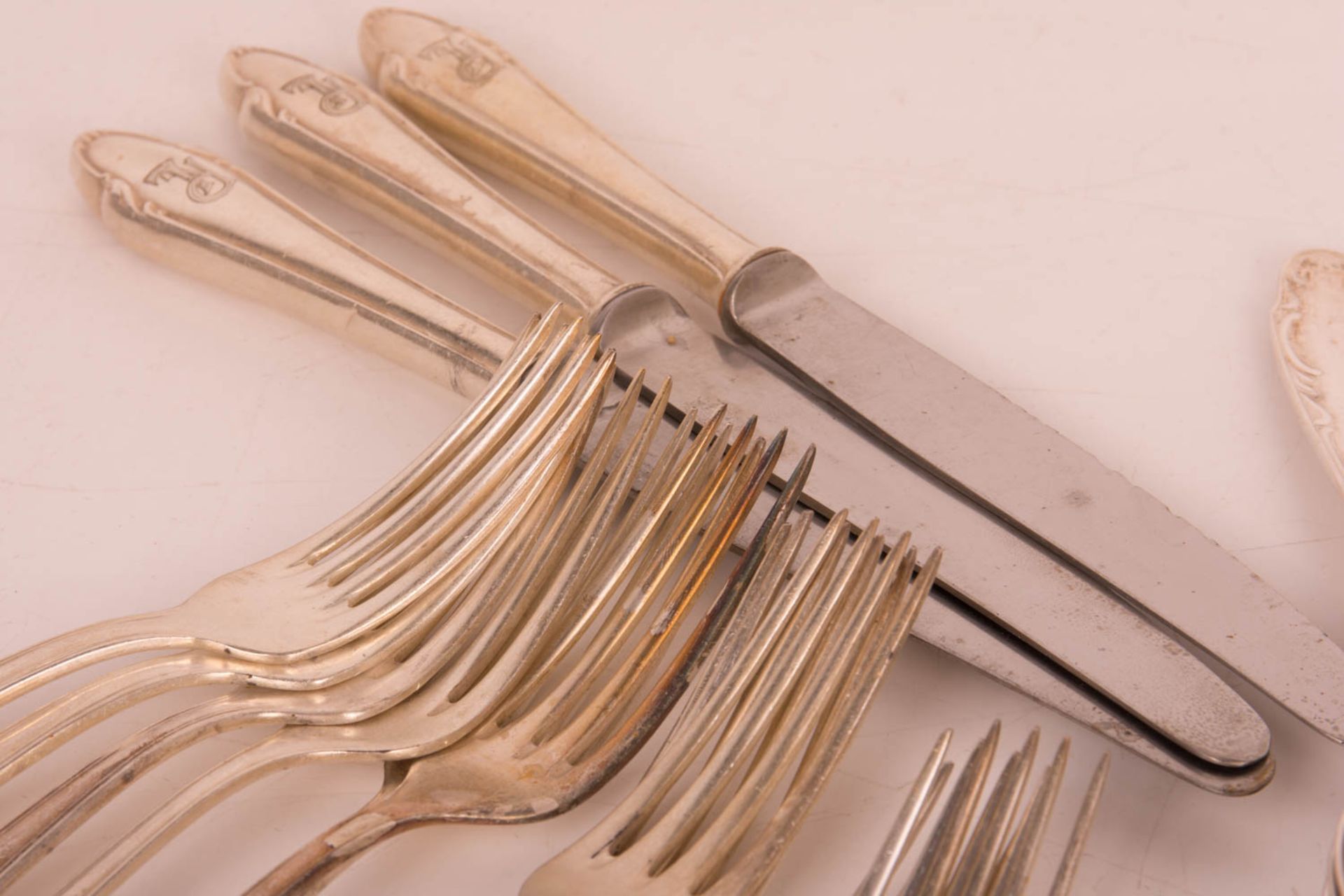 Convolute of silver plated cutlery, 90s/100s. - Image 4 of 10
