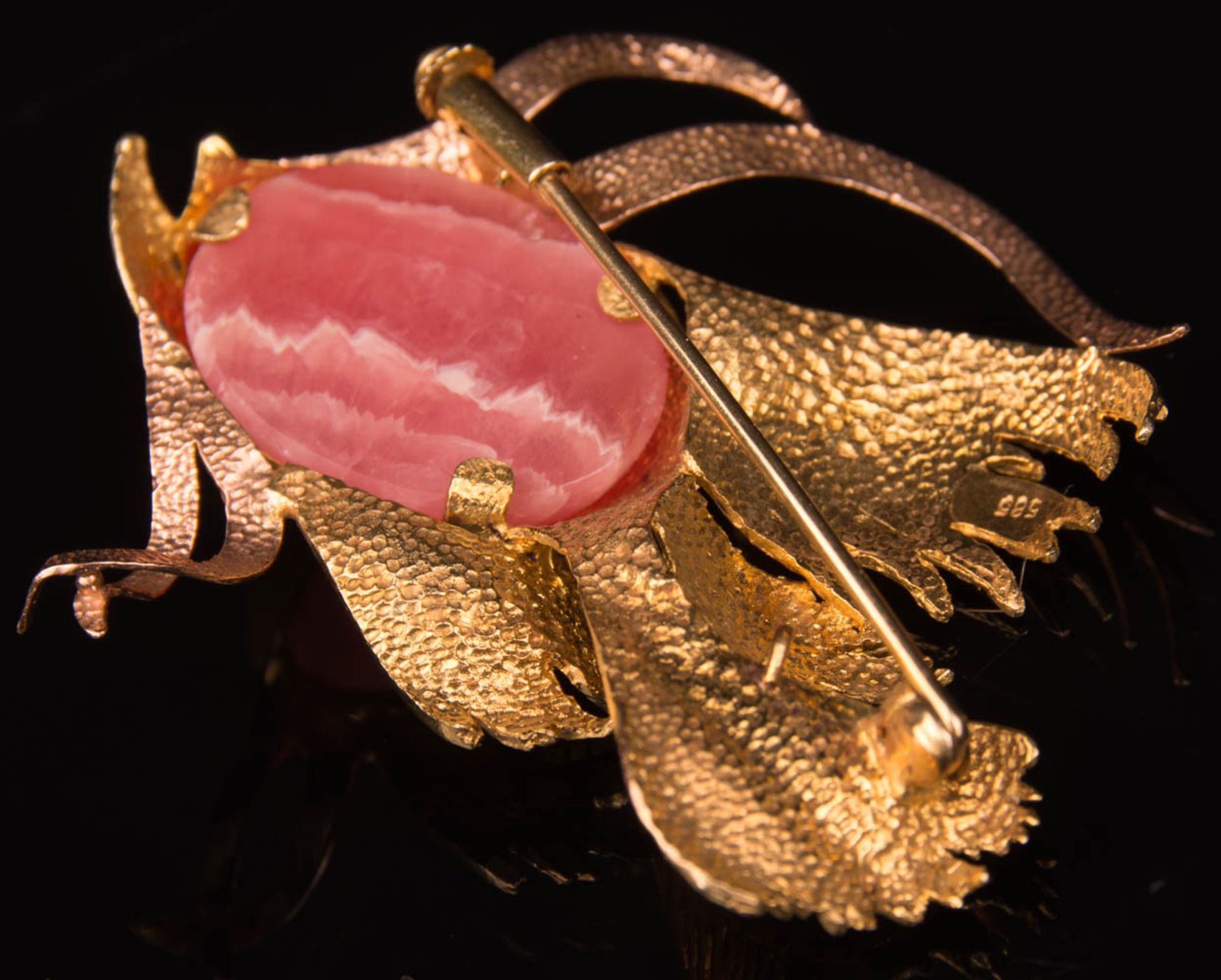 Fischbrosche mit rosa Edelstein, 585er Gelbgold. - Bild 5 aus 7