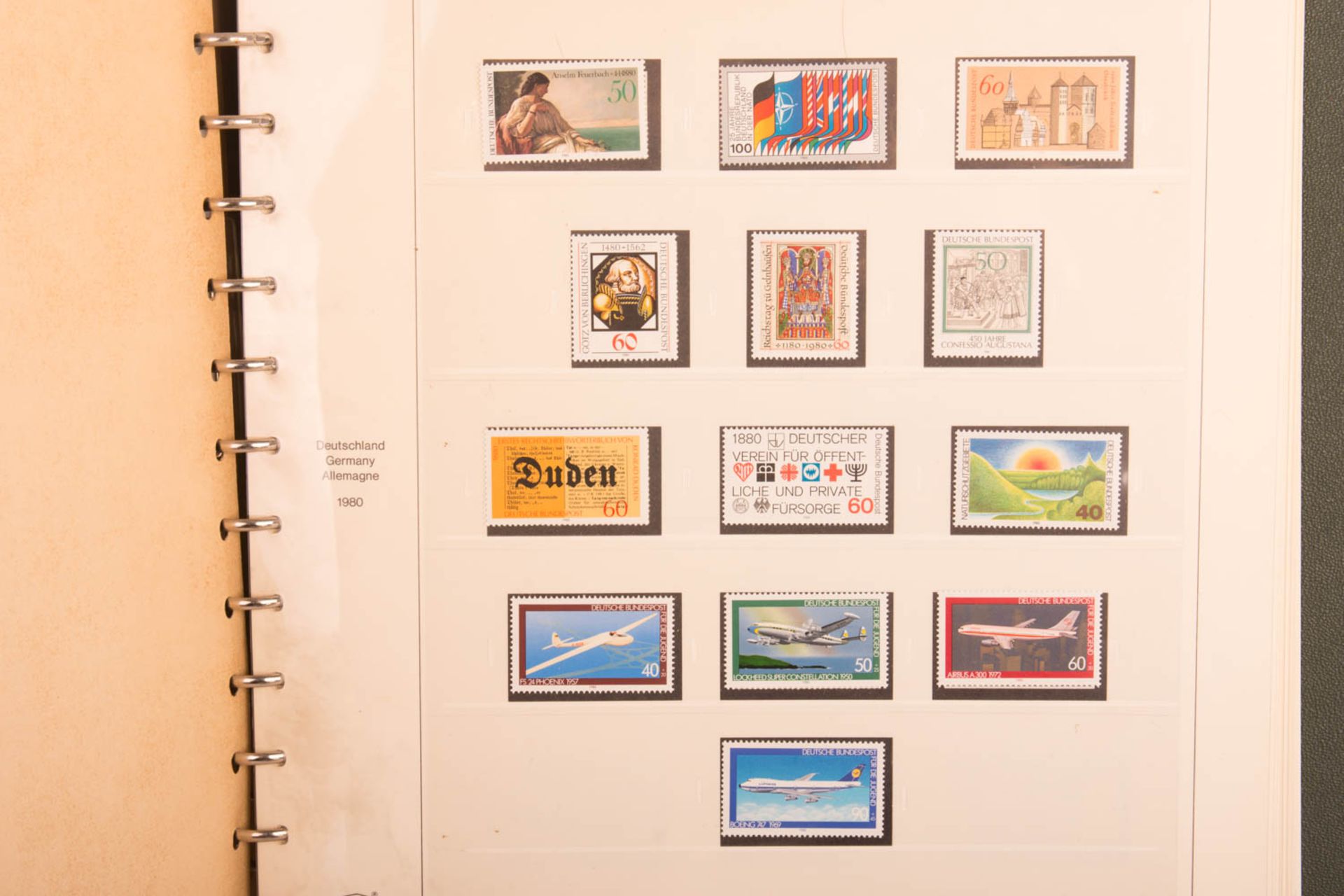 Large collection stamps. - Image 9 of 11