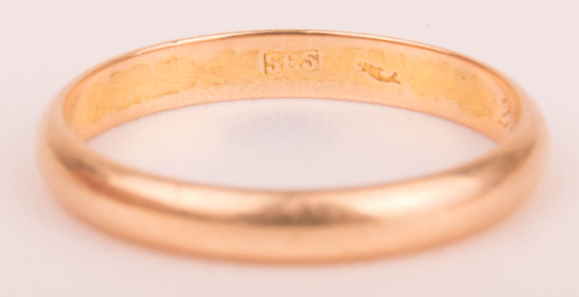 Three wedding rings with engraving, 585 yellow gold, 1st half 20th century. - Image 4 of 5