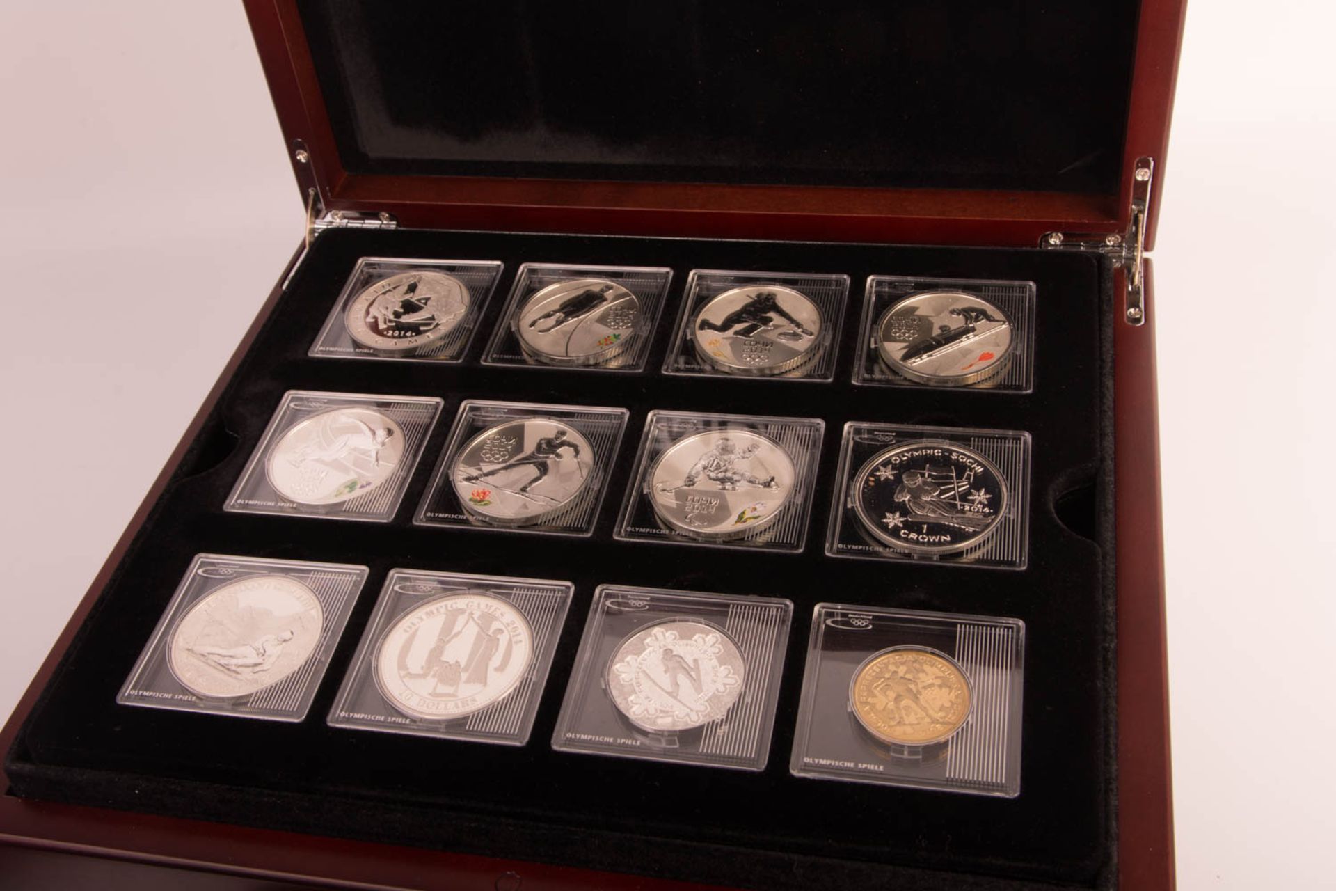 Convolute Olympic coins. - Image 5 of 8