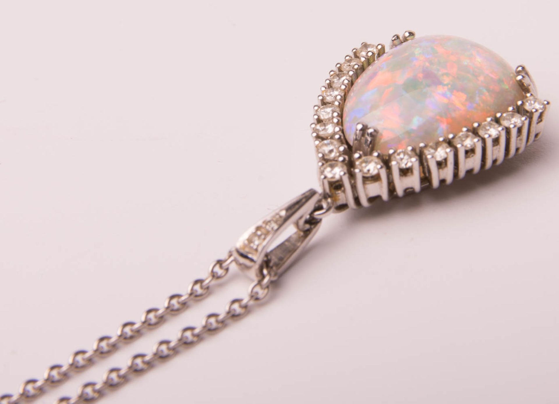 Necklace with large opal pendant, 750 white gold. - Image 2 of 7