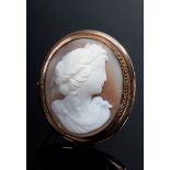 Schlichte Doublé Nadel mit Muschelkamee "Göttin Ceres", um 1860/70, 14g, 4,3x3,6cm, Riss