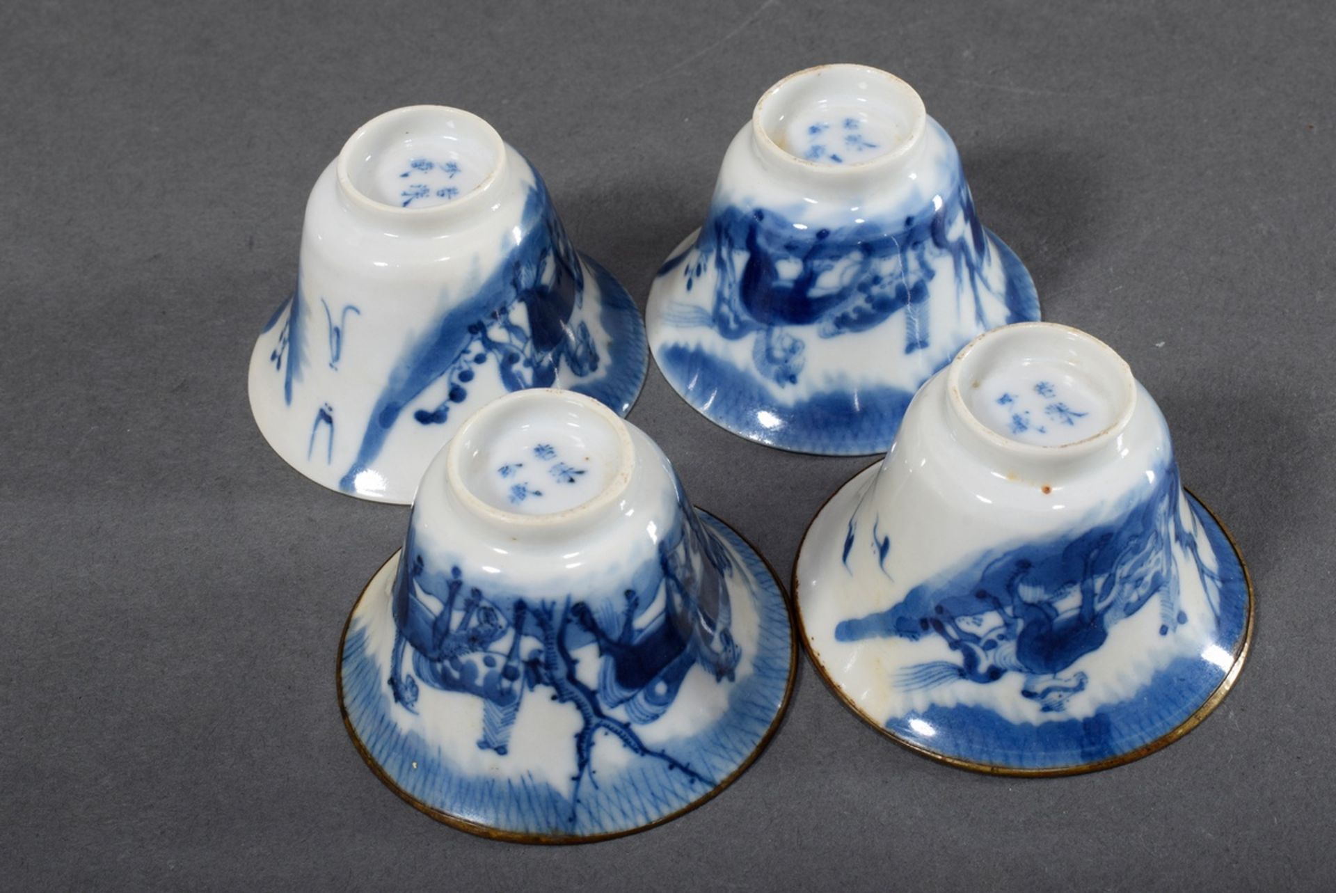 4 Bleu-de-Hue rice wine cups with blue painting decor "Eight Horses", 2x with metal rim, Ruoshen Zh - Image 3 of 6