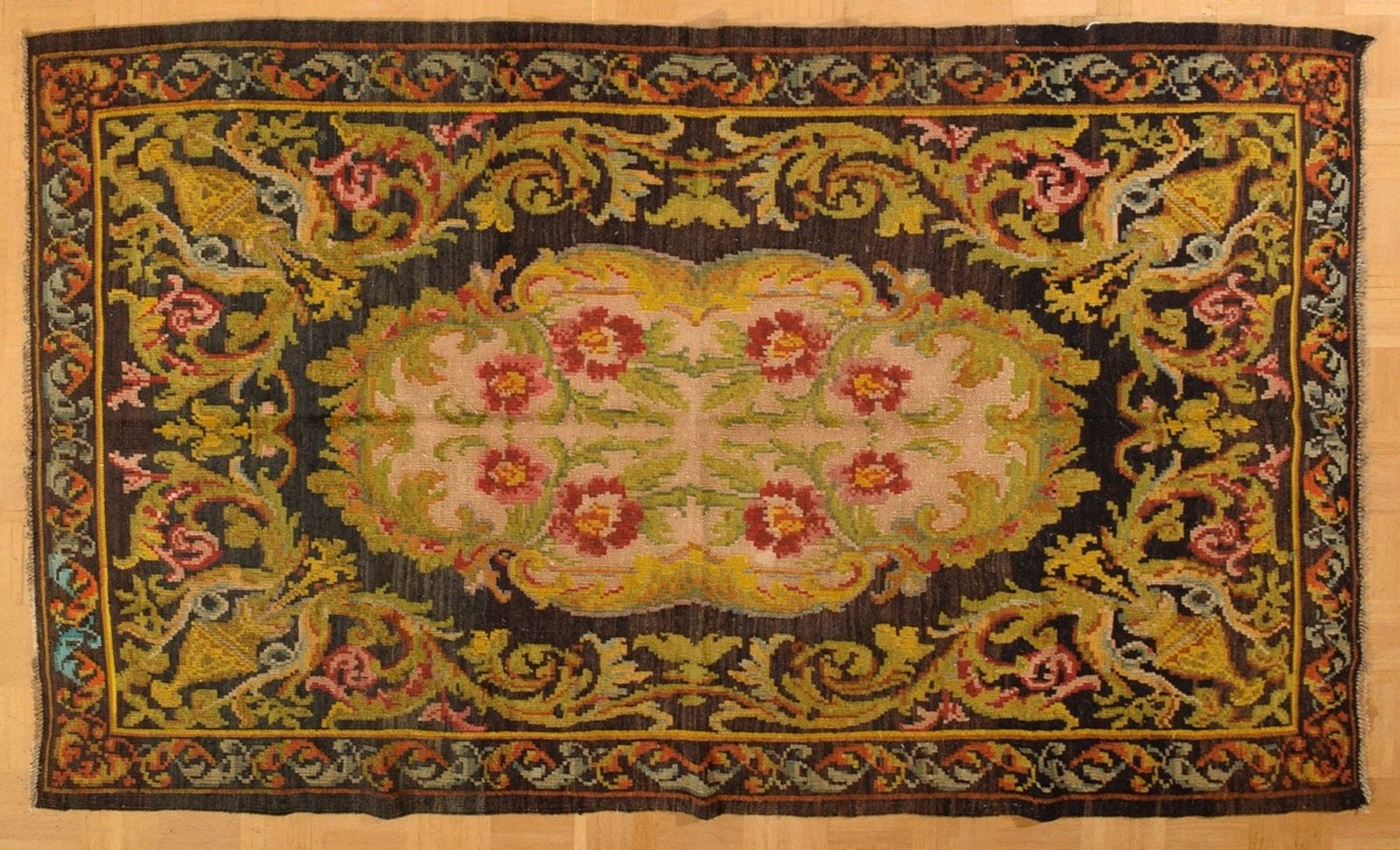 Moderner Kelim mit floral abstrahierter Musterung, Wolle, Kaukasus 20.Jh., 256x152 cm