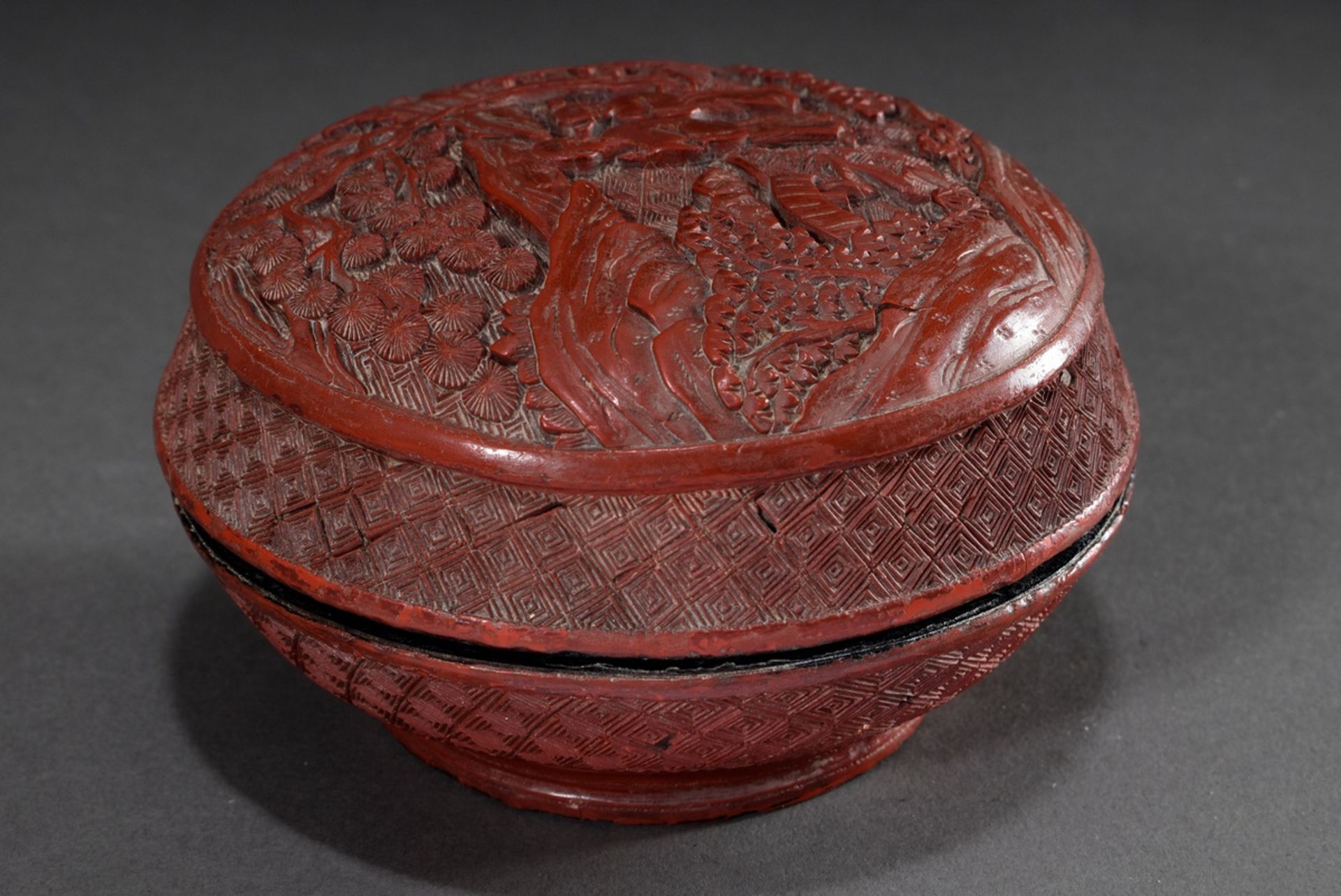 2 Various round and fan-shaped boxes "Garden Scenes" in carved lacquer Art, China c. 1900, h. 7cm,  - Image 5 of 9