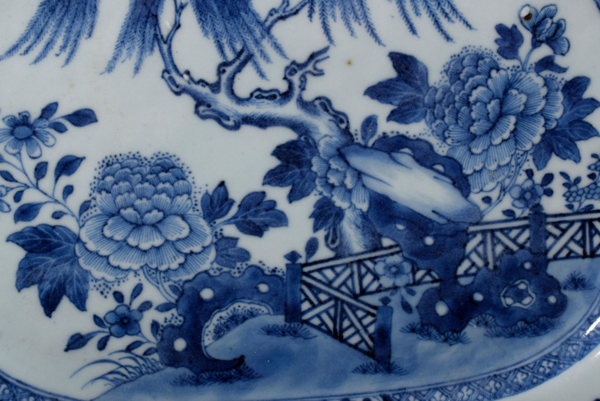 Octagonal plate with blue painting decoration "Garden", Qianlong period, China mid 18th century, 3, - Image 3 of 4