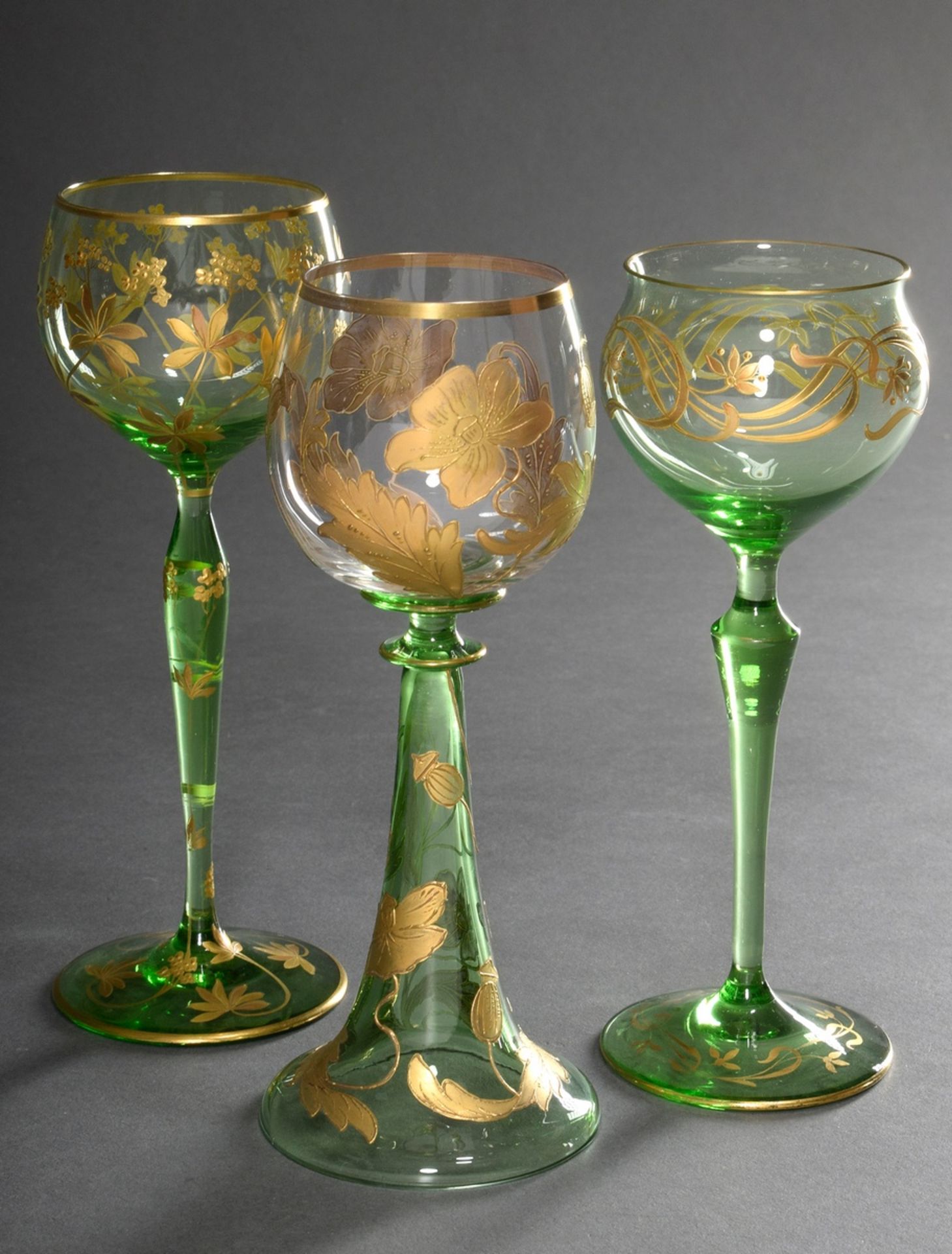 3 Diverse Jugendstil Stängelglaser in verschiedenen Ausführungen mit floraler und ornamentaler Gold