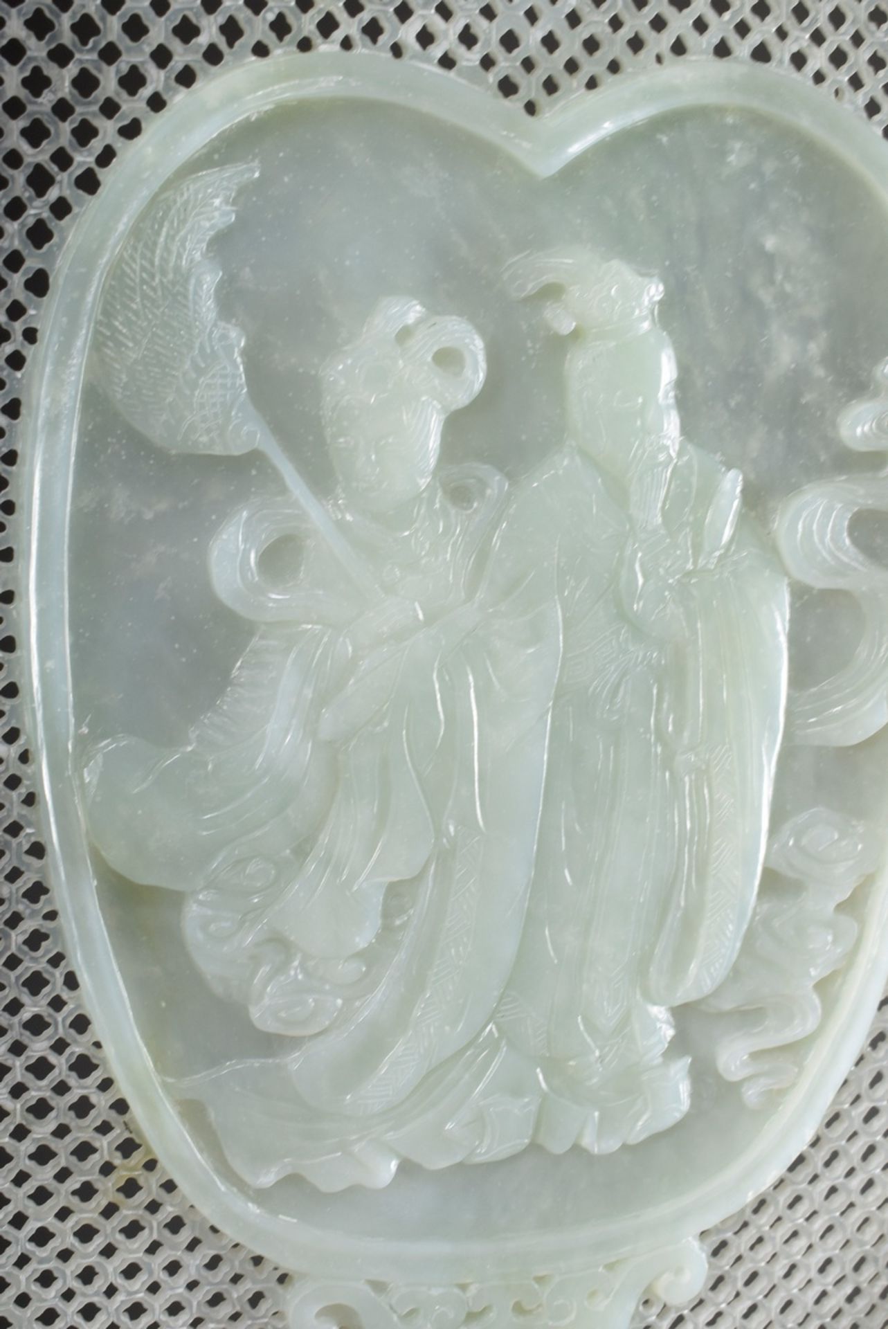 Large Chinese jade carving folding screen in hand mirror or fan form with relief "Two Persons" and  - Image 8 of 8