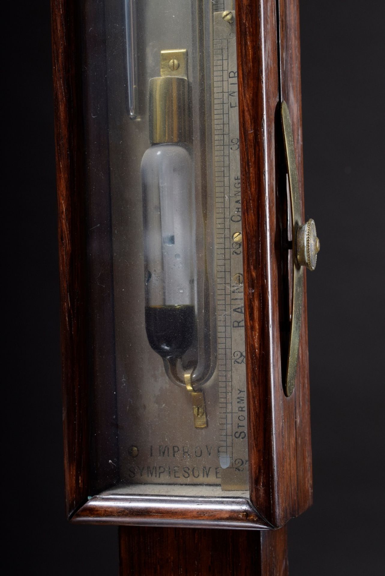 Kardanisch aufgehängtes Schiffs-Barometer mit Sympiesometer (erfunden 1818 Alexander Adir) in Mahag - Bild 6 aus 10