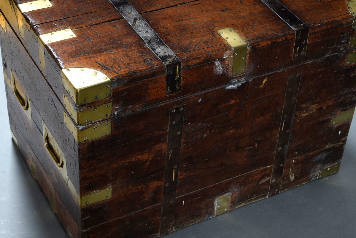 Old sea chest with brass strokes and fine patina, 19th c., front marked R.C.T. Bright, 55x81x56cm,  - Image 7 of 8