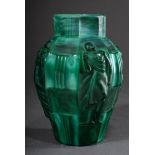 Große Art Deco Malachitglas Vase mit Figurenrelief "Tanzende" und geometrischem Streifendekor, Mode