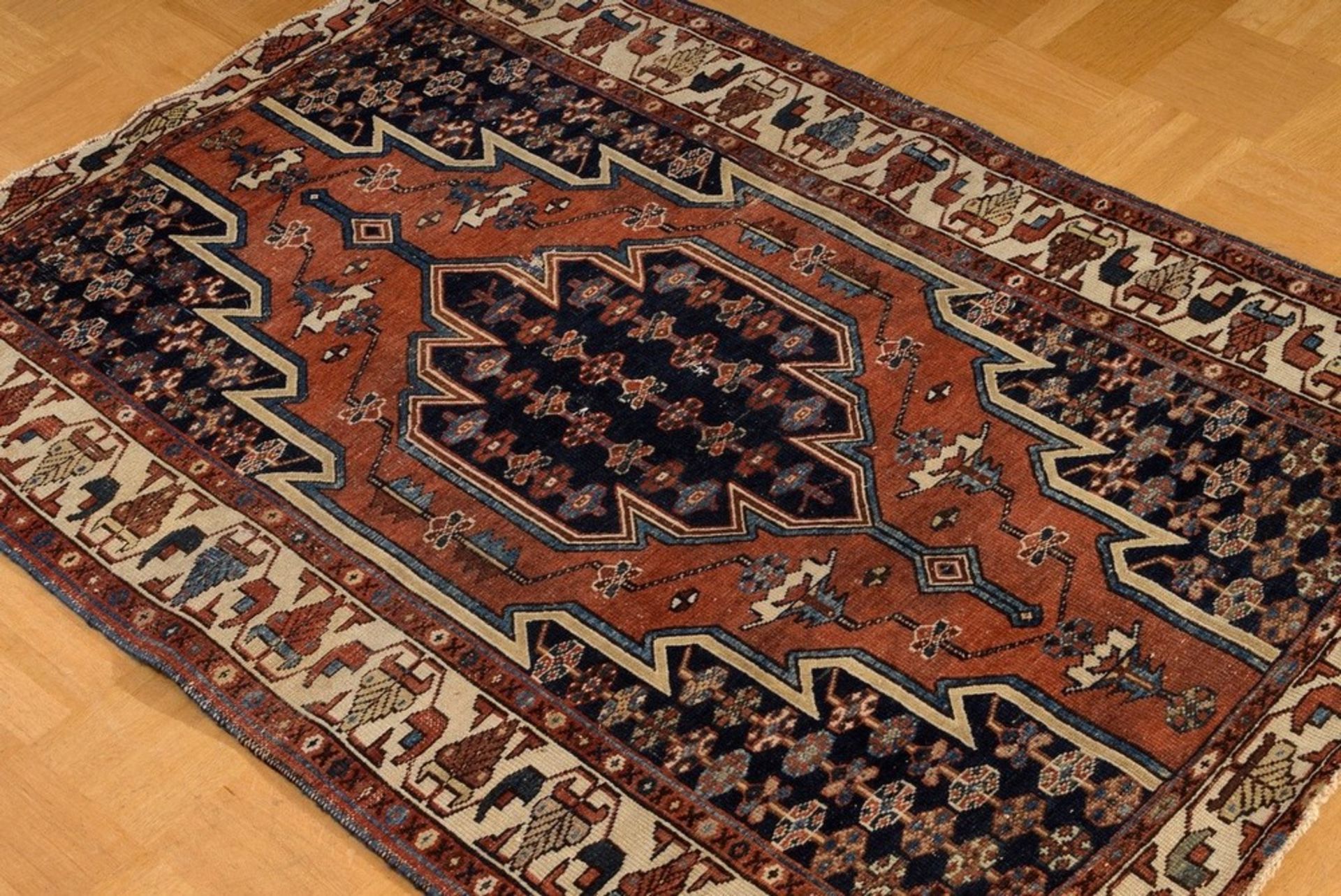 Mazlaghan carpet with typical outline of sharp serrations around the central medallion on a pattern - Image 2 of 6