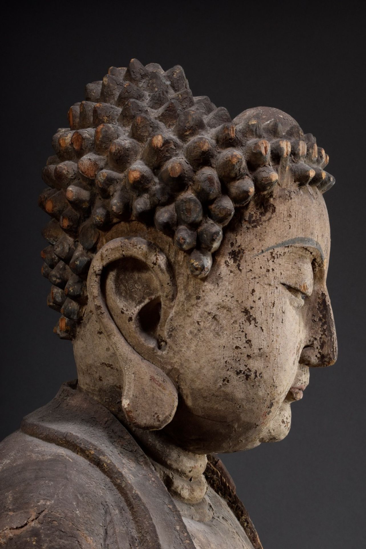 Large Amithaba Medicine Buddha, paulownia wood with remains of old paint, Ming dynasty, old seal re - Image 10 of 14