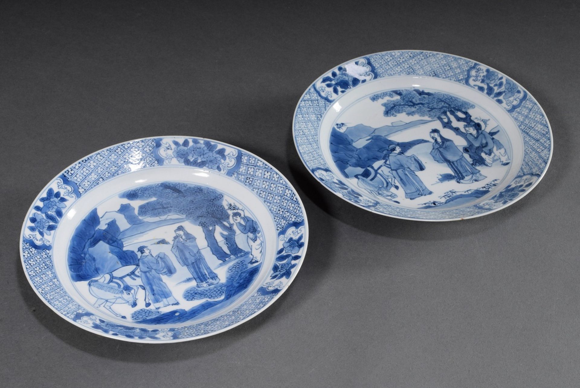 2 plates with blue painting scenes "Daoist sage on the way", 6character Chenghua mark in double rin - Image 2 of 6