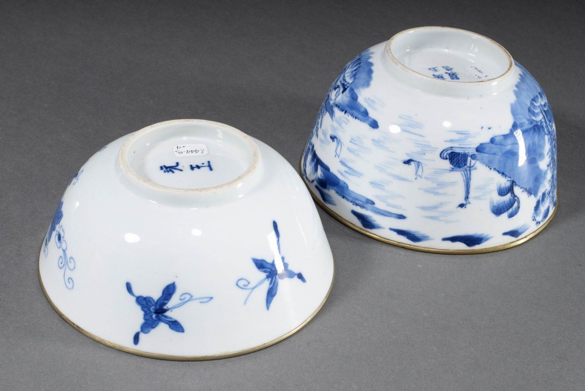 2 Various Bleu-de-Hue bowls with blue painting decorations and metal rims "Rider in landscape" (h.  - Image 4 of 8