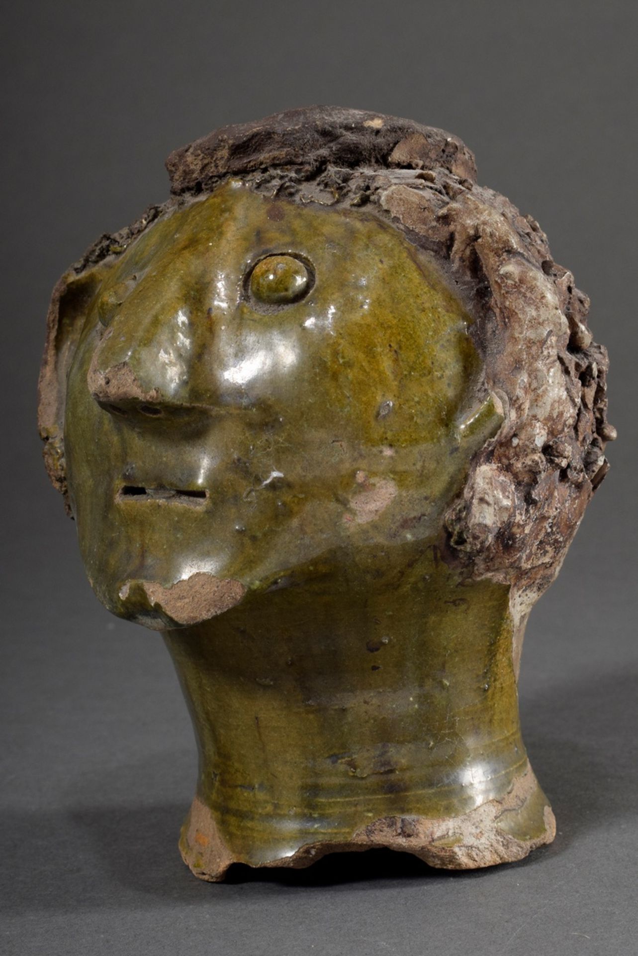 Fragment of a clay sculpture "Male head with curls and hat", sphere of Gerhard Marcks (1889-1981),  - Image 2 of 5