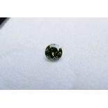 Grüner Brillant "fancy colour" (ca. 0.22ct/SI), bestrahlt