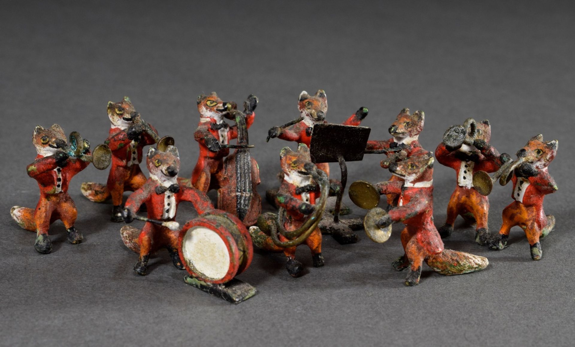 10 pieces Viennese bronze "Fox Chapel", colourfully painted, h. 2,5-3cm, slightly soiled, partially