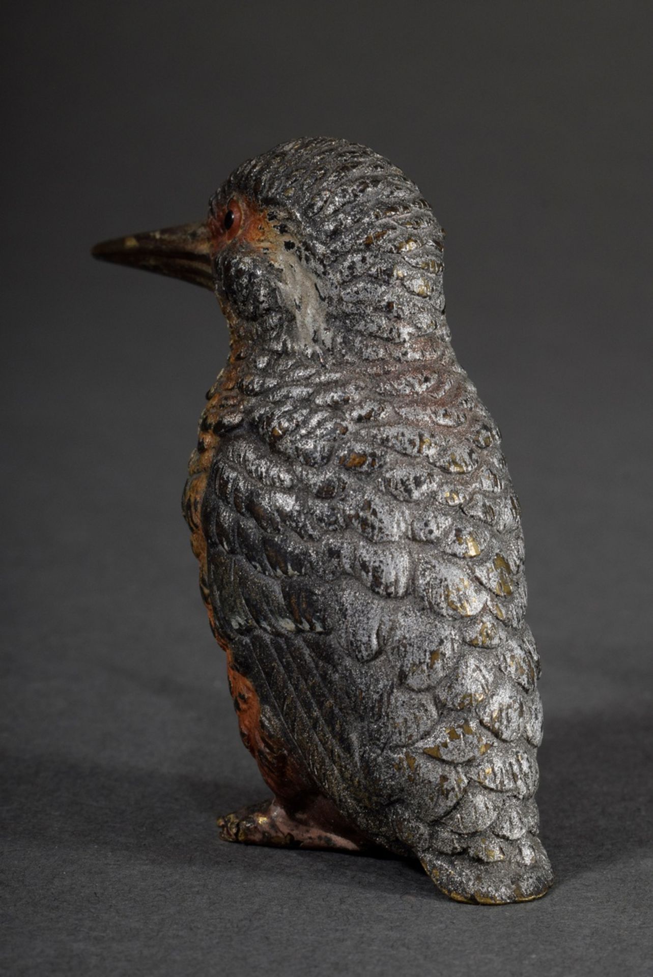 Viennese bronze "Squatting Kingfisher", colourfully painted, h. 6,5cm, slightly rubbed - Image 2 of 4