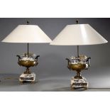 Paar Historismus Marmor Lampen mit Vasenfüßen und floraler Bronze Montierung, H. 60cm