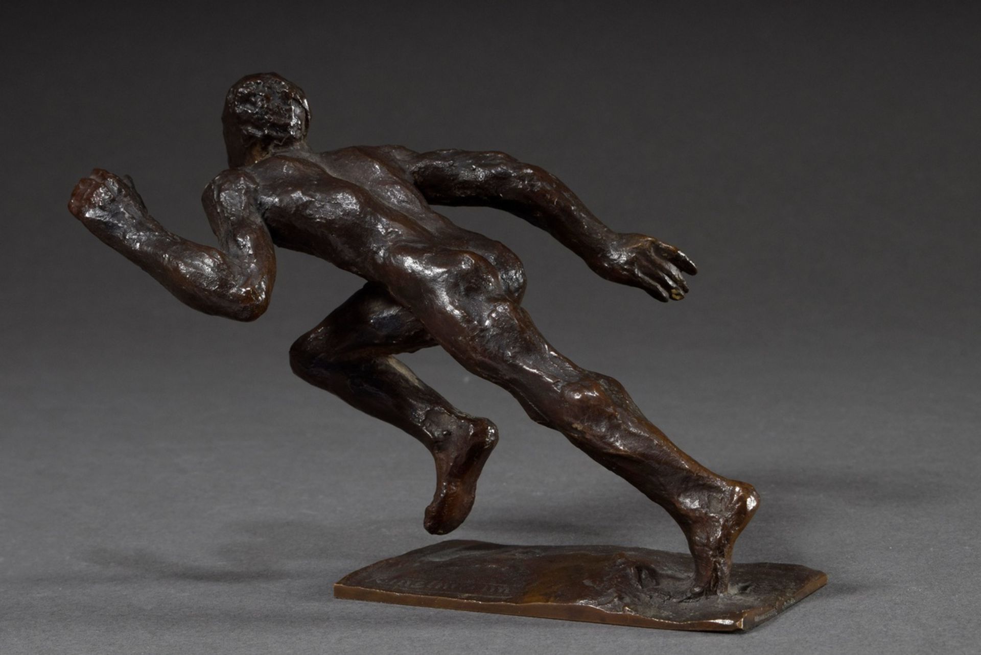 Kunstmann, Ludwig (1877-1961) "Sprinter", bronze dark patinated, signed on the plinth, foundry stam - Image 2 of 5