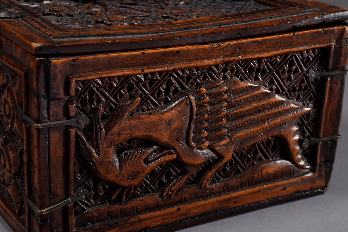 Large minstrel's box with relief carvings "Blossom tendrils and fantastic birds" as well as iron fi - Image 5 of 7