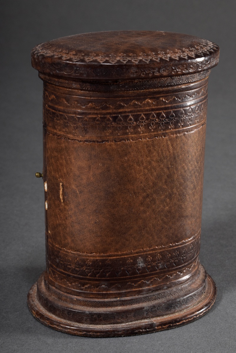 Small decorated leather case for a chess piece or similar, inside lined with velvet, 19th century,  - Image 2 of 4