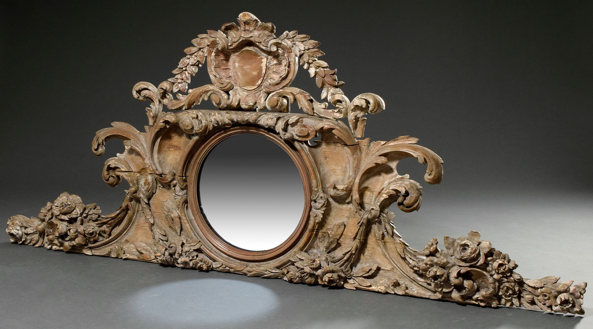 Large carved supraport with central tondo cut-out in floral framing, probably France, 2nd half 19th - Image 3 of 11