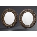 Paar kleine ovale Spiegel in Silber gelüsterten Rahmen mit floralen Reliefs, Spanien 19.Jh., 43x38c
