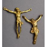 2 Diverse Miniatur „Corpora Christi” (Dreinageltypus), feuervergoldete Bronze, H. 5,5cm, etwas beri