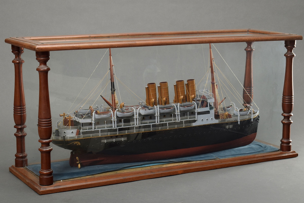Model ship "Steamship of the Imperial Era" around 1900, paper/cardboard painted, manufact. Engineer - Image 3 of 7