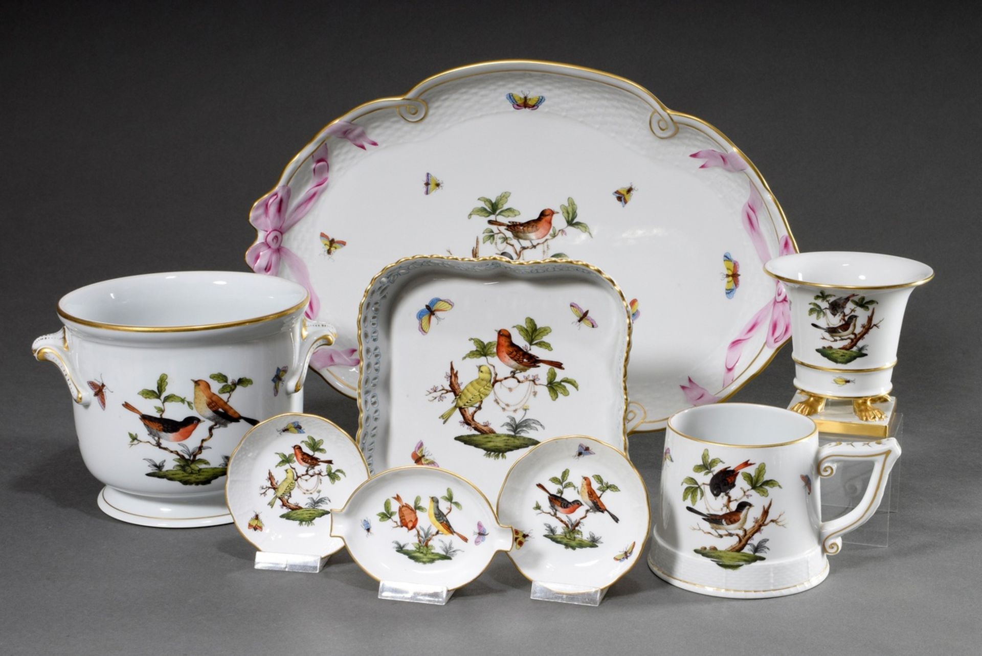 8 Various pieces of Herend "Rothschild" porcelain with polychrome painting "birds and insects" as w